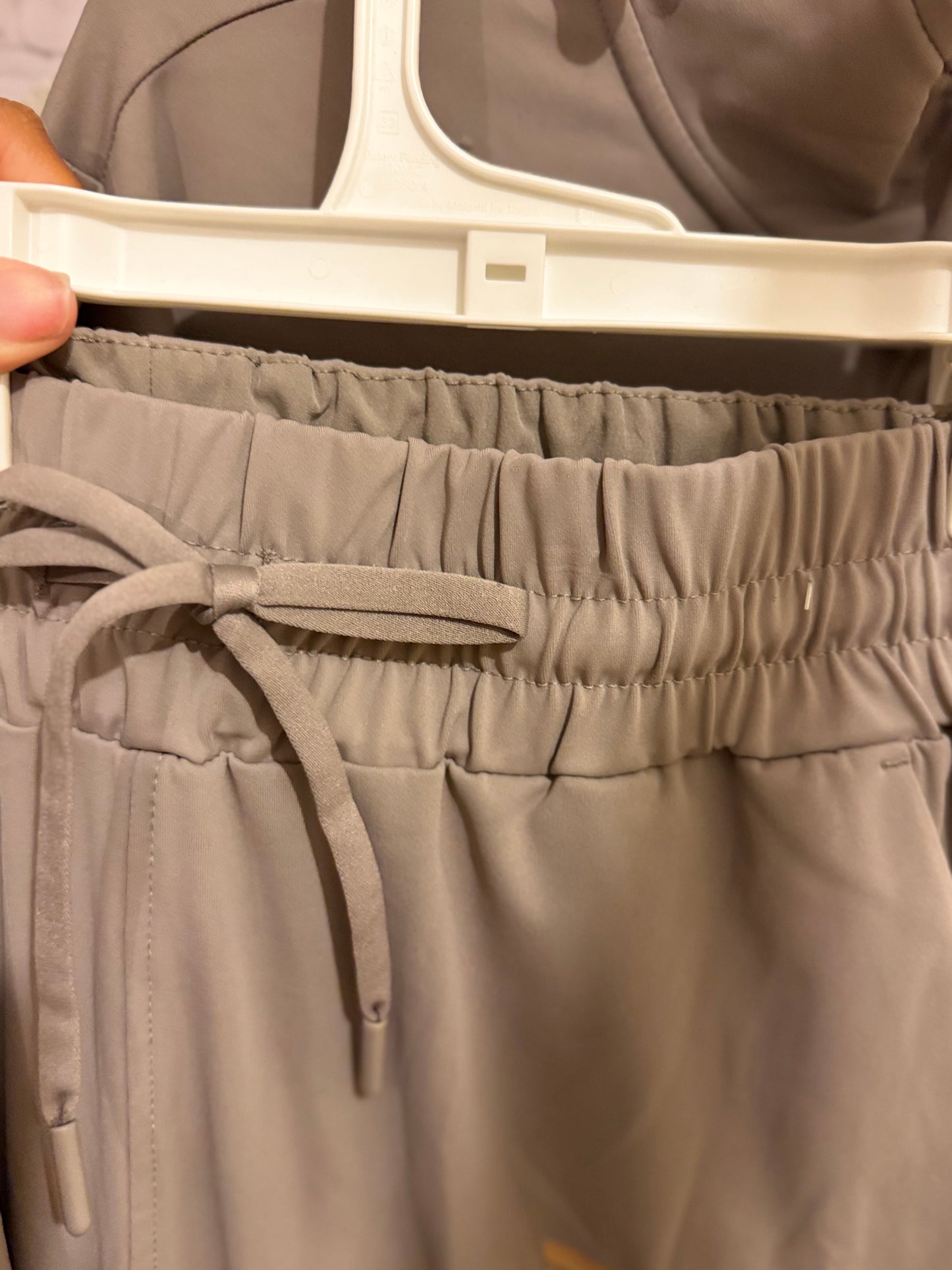 Women’s active wear