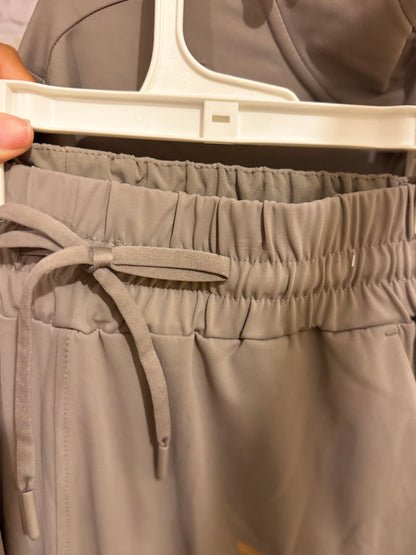 Women’s active wear